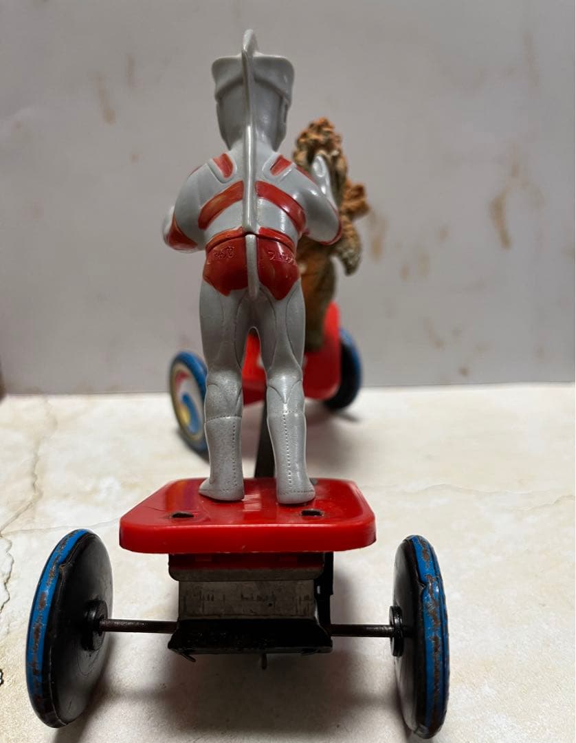 怪獣大決闘シリーズ ウルトラマンエース vs ベロクロン