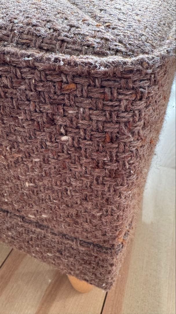 カリモク60 オットマン ウールナップブラウン