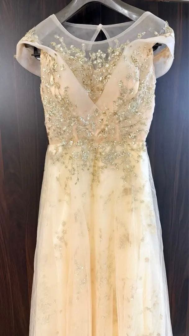 【限定値下げ‼️】シャンパンカラー オフショルダー ドレス