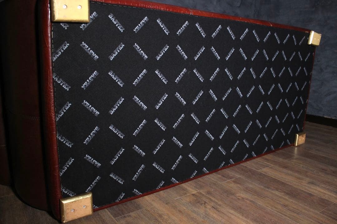 首都圏送無料〜BASTEXイタリア アンティーク 超一流 ソファ 総本革＋ワニ革