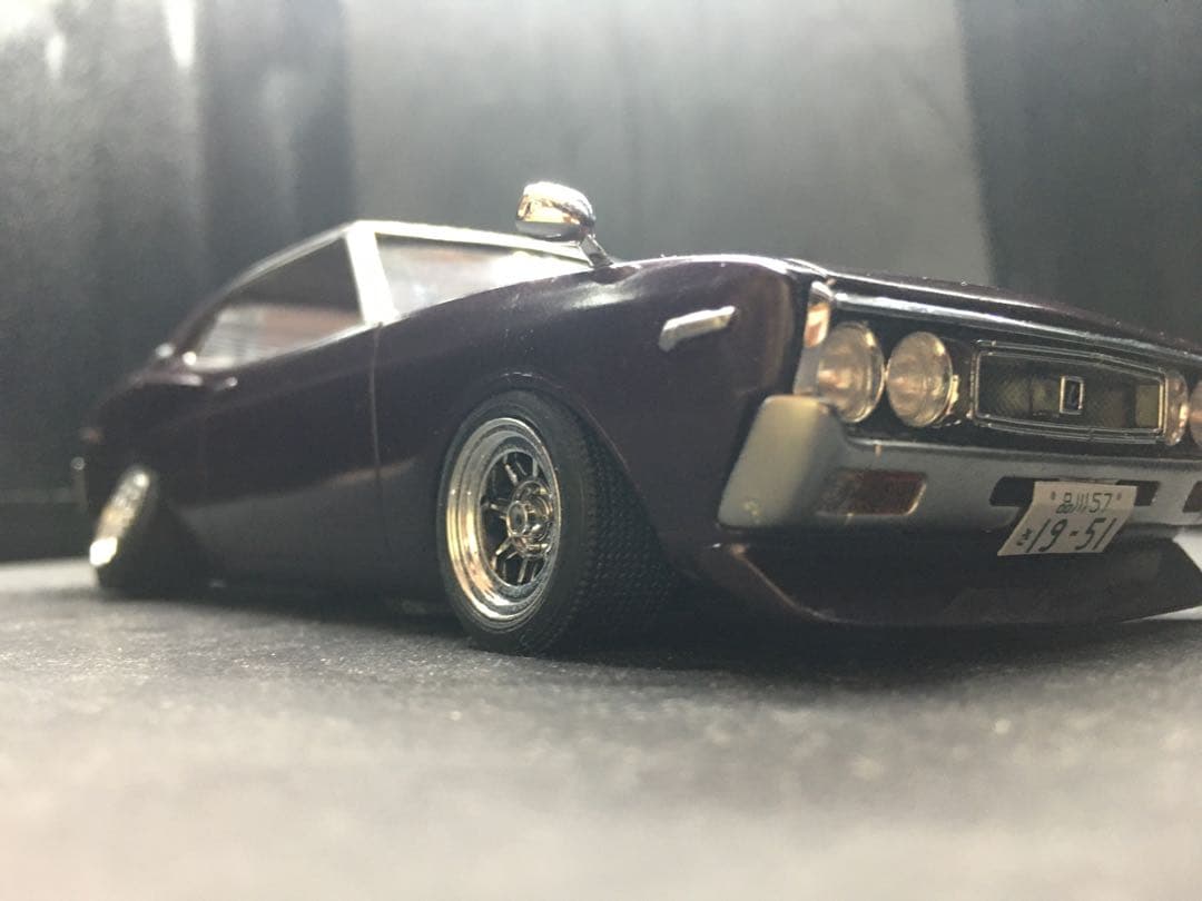 旧車プラモデル完成品C１３０ローレル1／２４