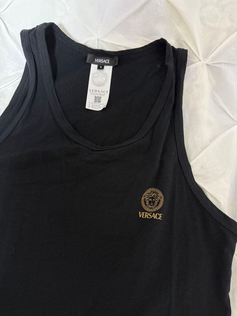 VERSACE ブラック タンクトップ サイズ5 コットン リブ編み タンク トップ ブラック | VERSACE JP