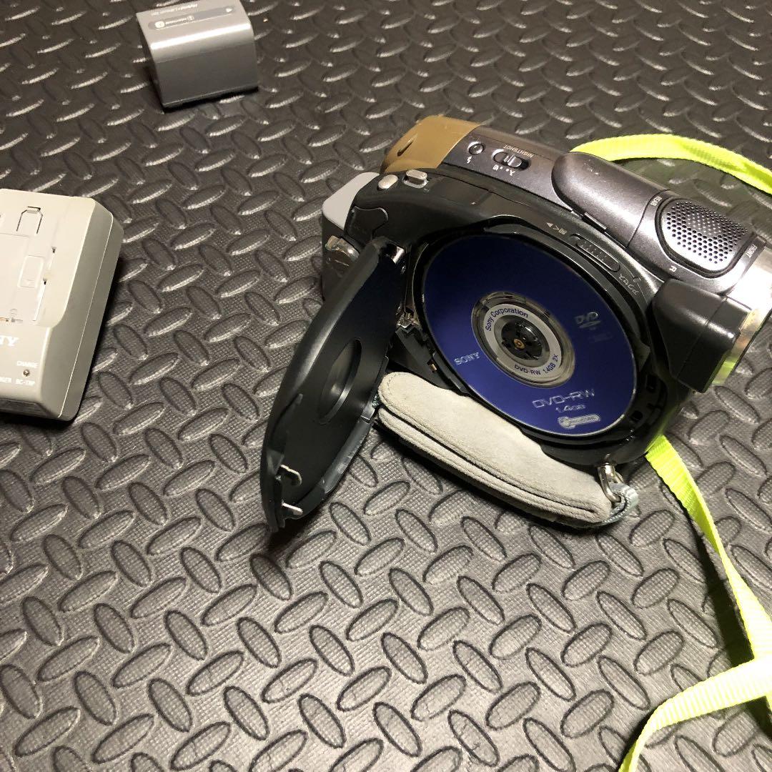SONY  DVDハンディカム本体＋水中キット