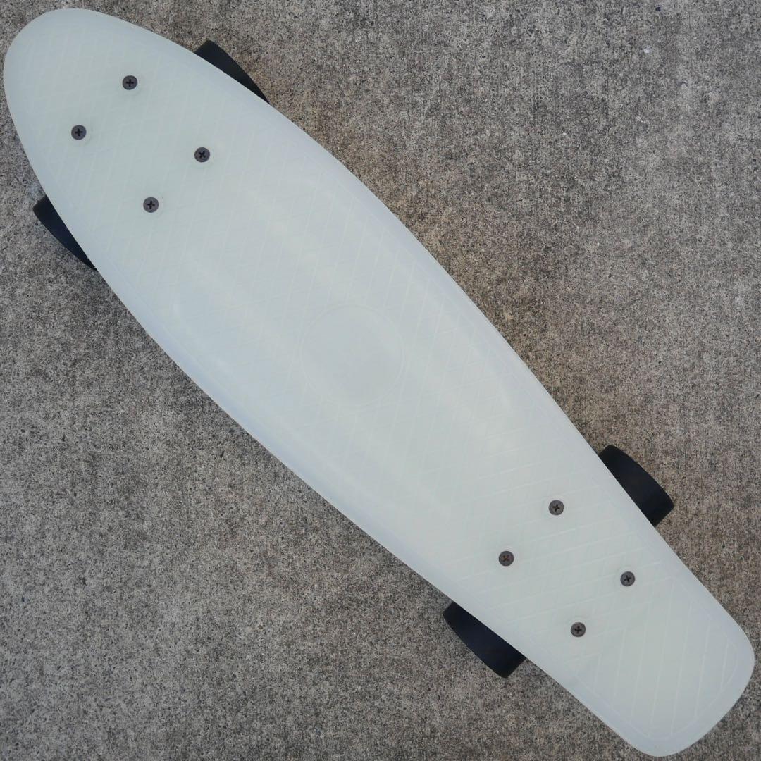 美品【整備済み】ペニー22インチ 蓄光 キャスパー