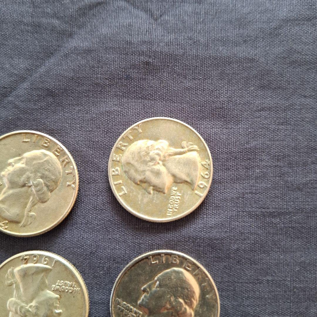 アメリカ、銀貨、1964年発行の25セント銀貨(銀90％)4枚 - メルカリ