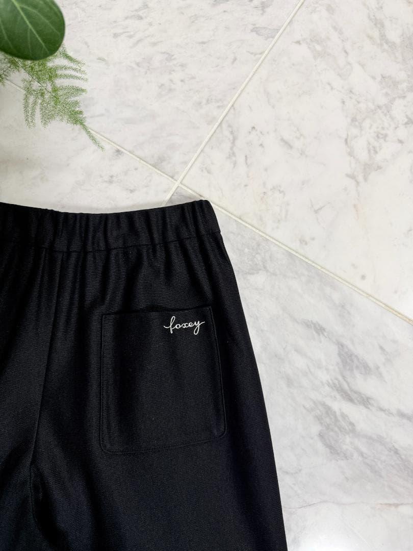 極美品★FOXEY/フォクシー アリーナキュロット ロゴ刺繍38 掲載商品