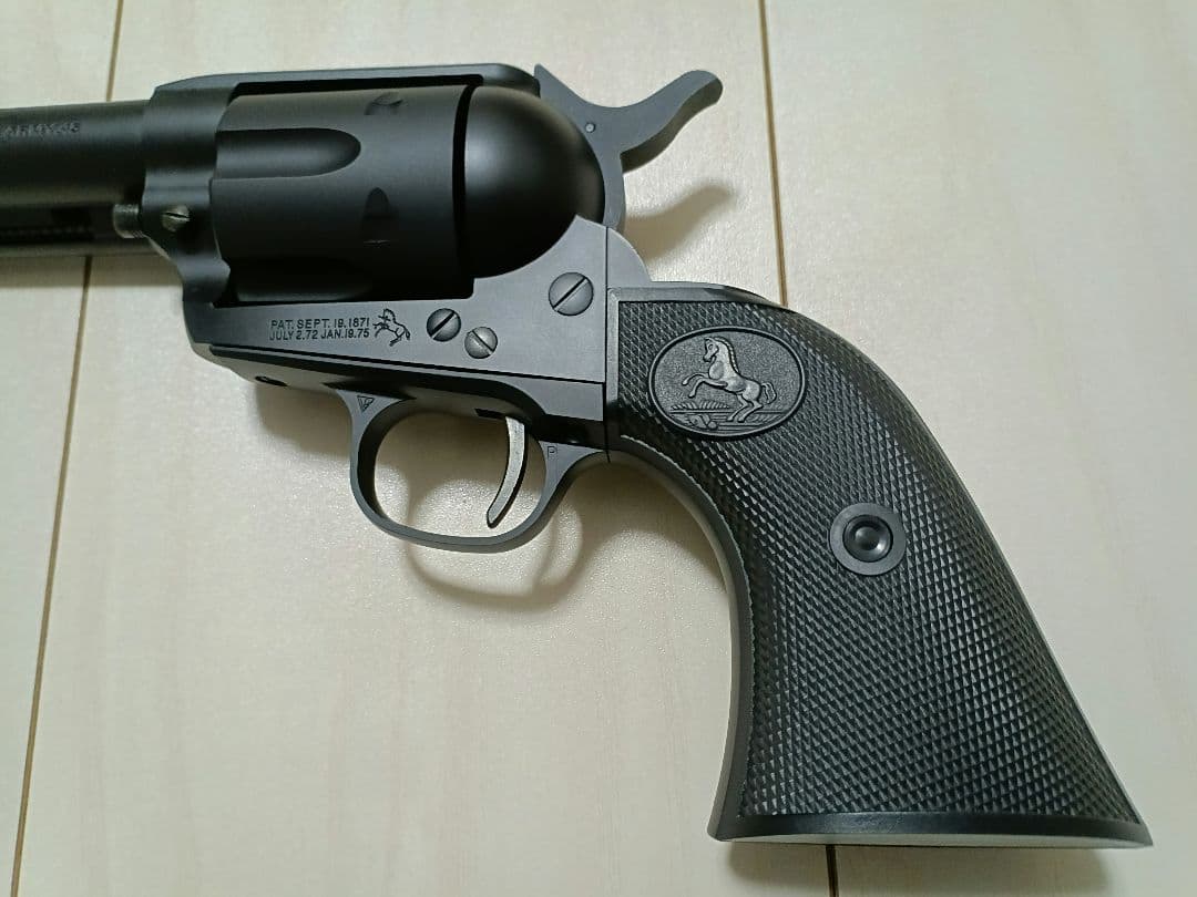 【中古品】東京マルイ エアガン「SAA.45 アーティラリー 5 1/2インチ」