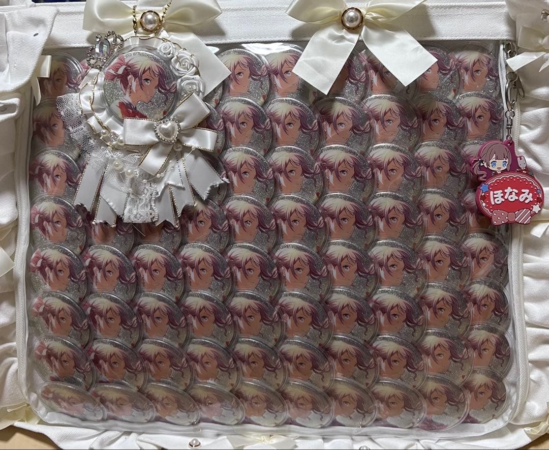 プロセカ 望月穂波 痛バ A3 グリッター缶バッジ 26c - メルカリ