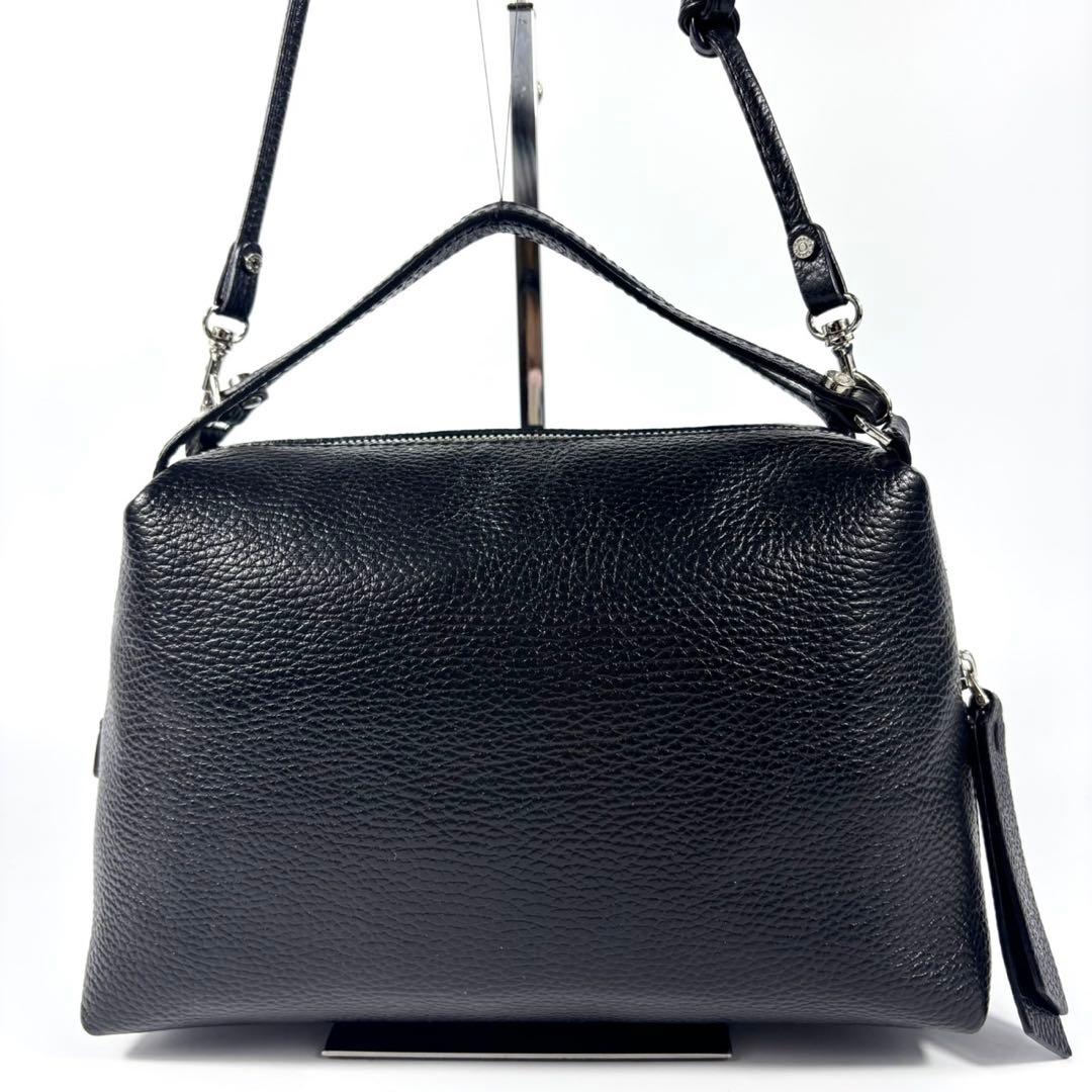 ✨極美品✨ジャンニキャリーニ アリファM 2way シボ革 斜め掛け 大容量 黒