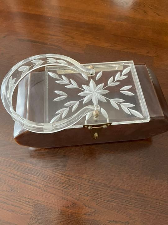 ルーサイトバッグ 81bN2IUB91S._AC_UY350_.jpg