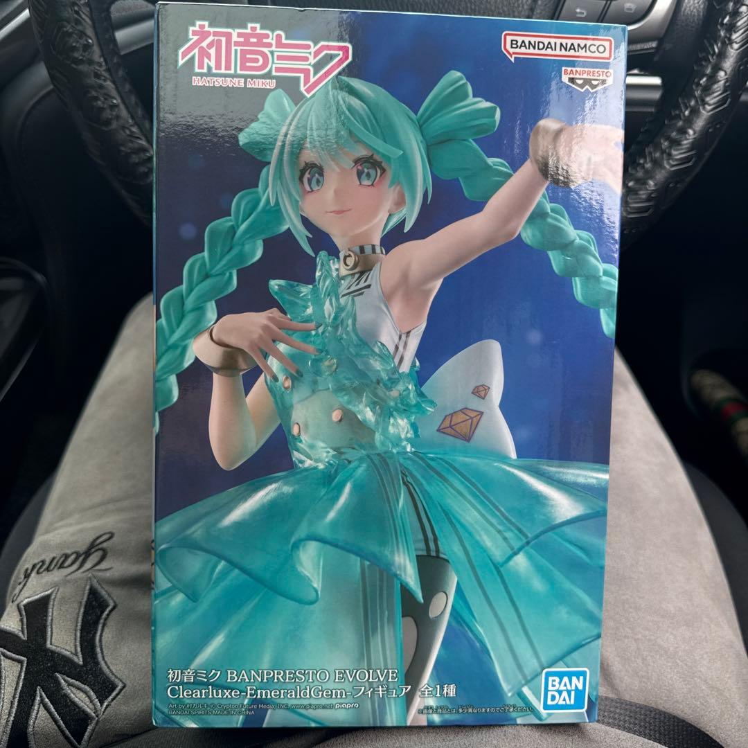 初音ミク Clearlux-Emerald Gem フィギュア - メルカリ