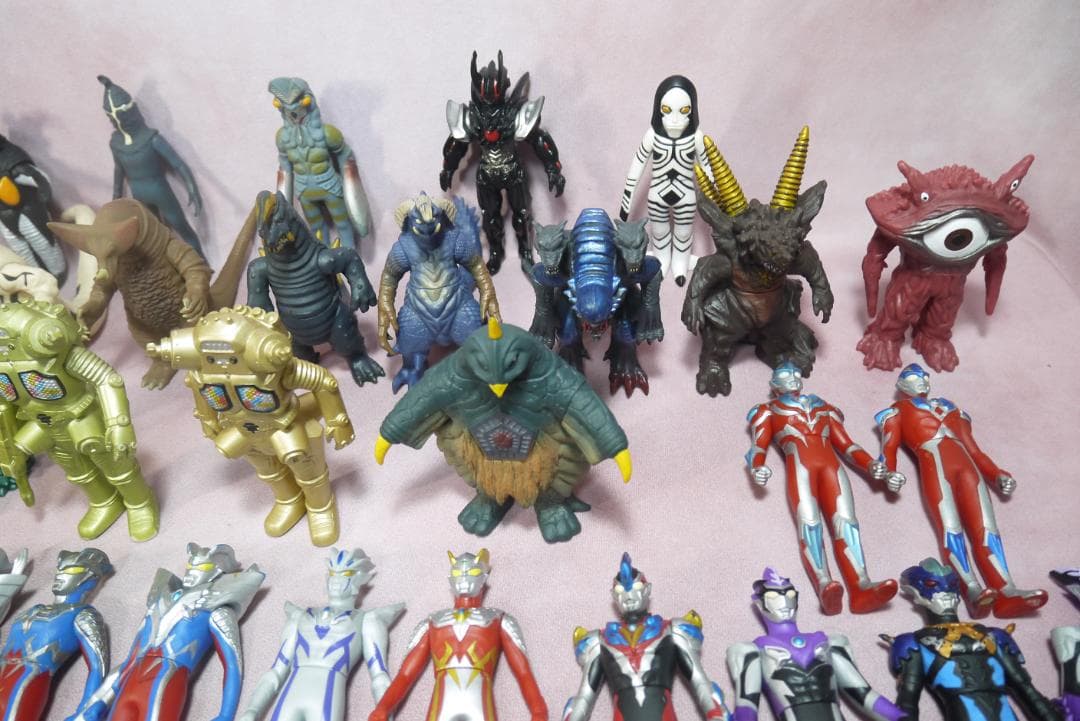 ウルトラヒーローシリーズ500　ウルトラ怪獣シリーズ500　ソフビ　68体