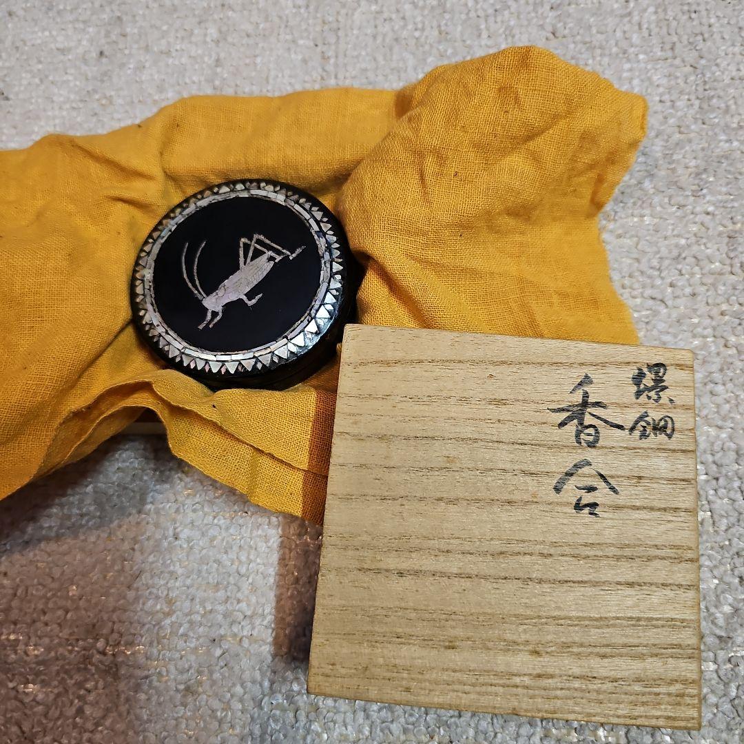 明末清初 昆虫文(キリギリス)青貝 螺鈿 香合 - メルカリ