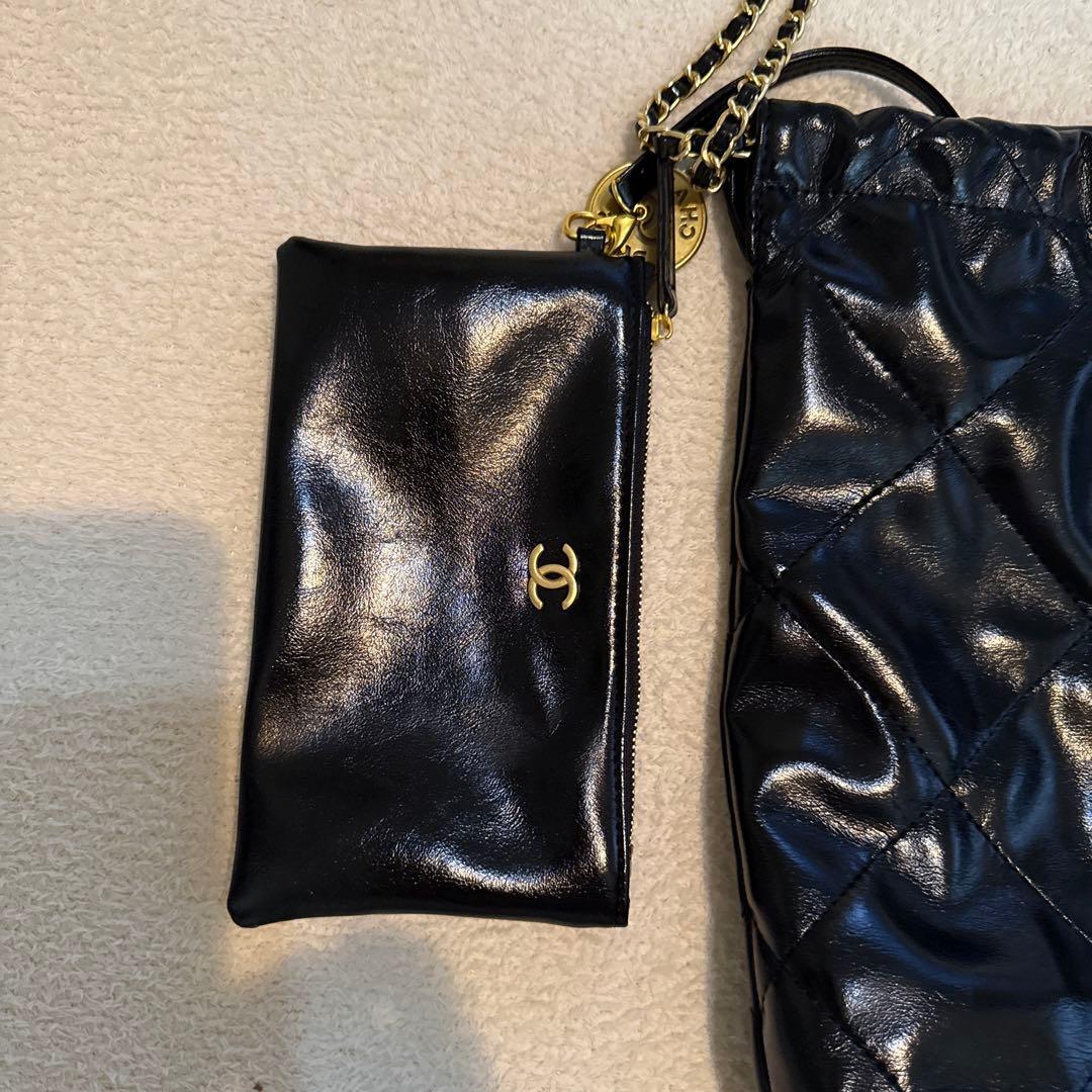 ゆう ブラックノベルティ レザー ショルダーバッグ