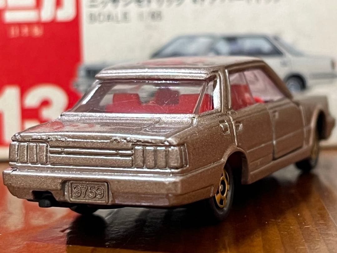 ☆ボジ☆さま専用 トミカ 赤箱13 ニッサン セドリック そごう