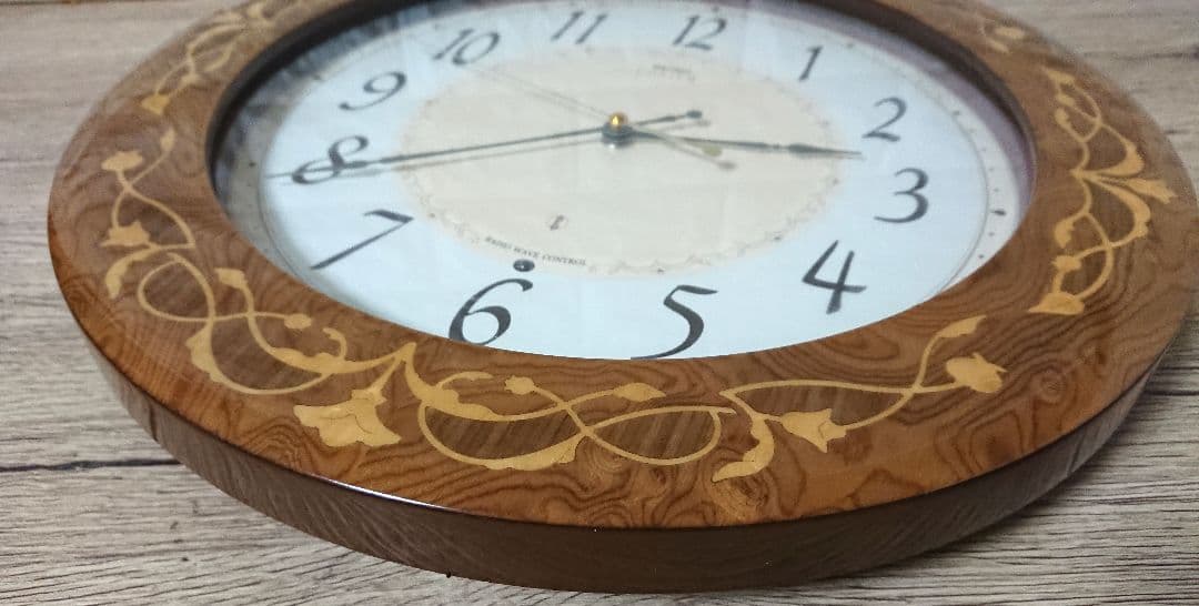 SEIKO EMBLEM セイコー エンブレム 木象嵌 電波式 壁掛け時計