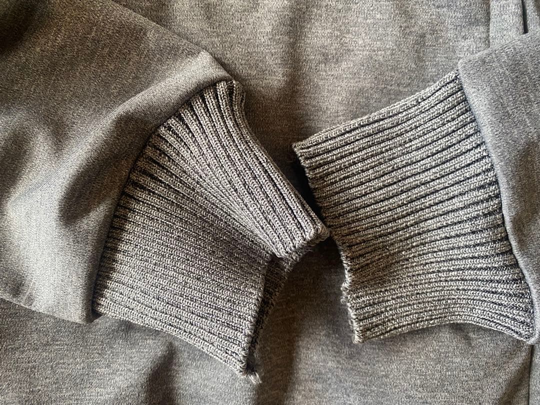 MASTER BUNNY EDITION グレー セーター