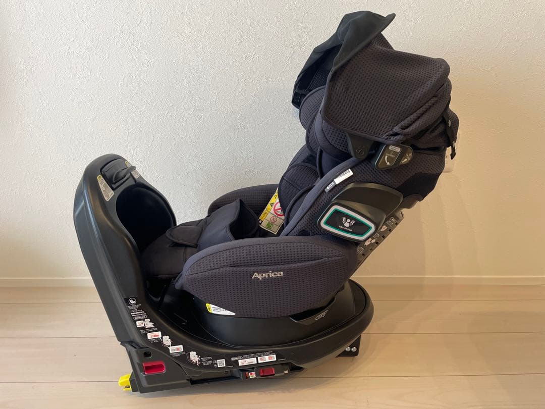 Aprica 回転式チャイルドシート ダークグレー