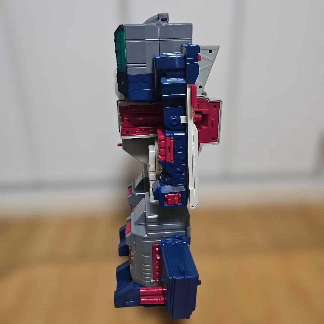 トランスフォーマー　フォートレスマキシマス