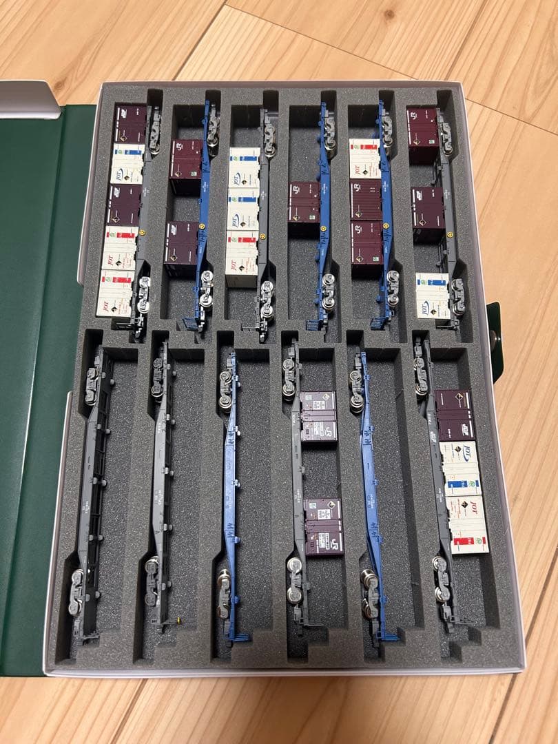 KATO 10-216 貨車(コンテナ付き)12両用