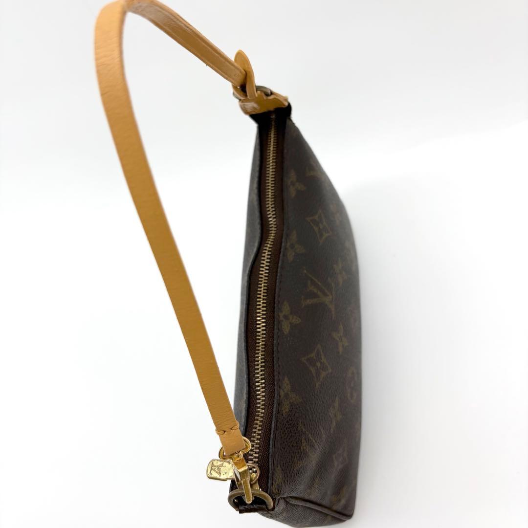 VUITTON　アクセサリーポーチ　アクセソワール　モノグラム　コスメ　化粧