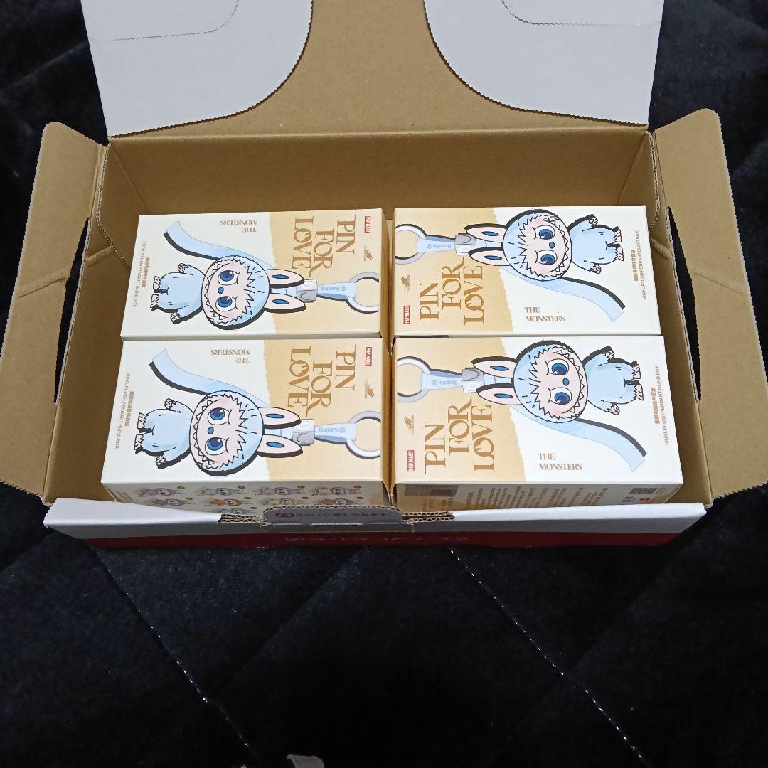 未開封/正規品 4個 ラブブ イニシャル PinforLove ミニラブブ