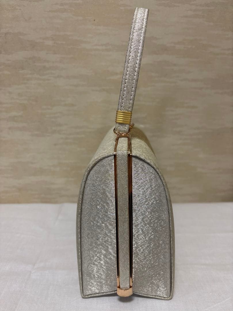 和装用草履バッグセット　銀と金　波柄　金たたき　螺鈿調　成人式　未使用品