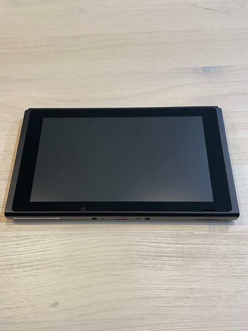 ニンテンドー　Switch本体　ジョイコン　ARMSセット　持ち運びバッグ付き