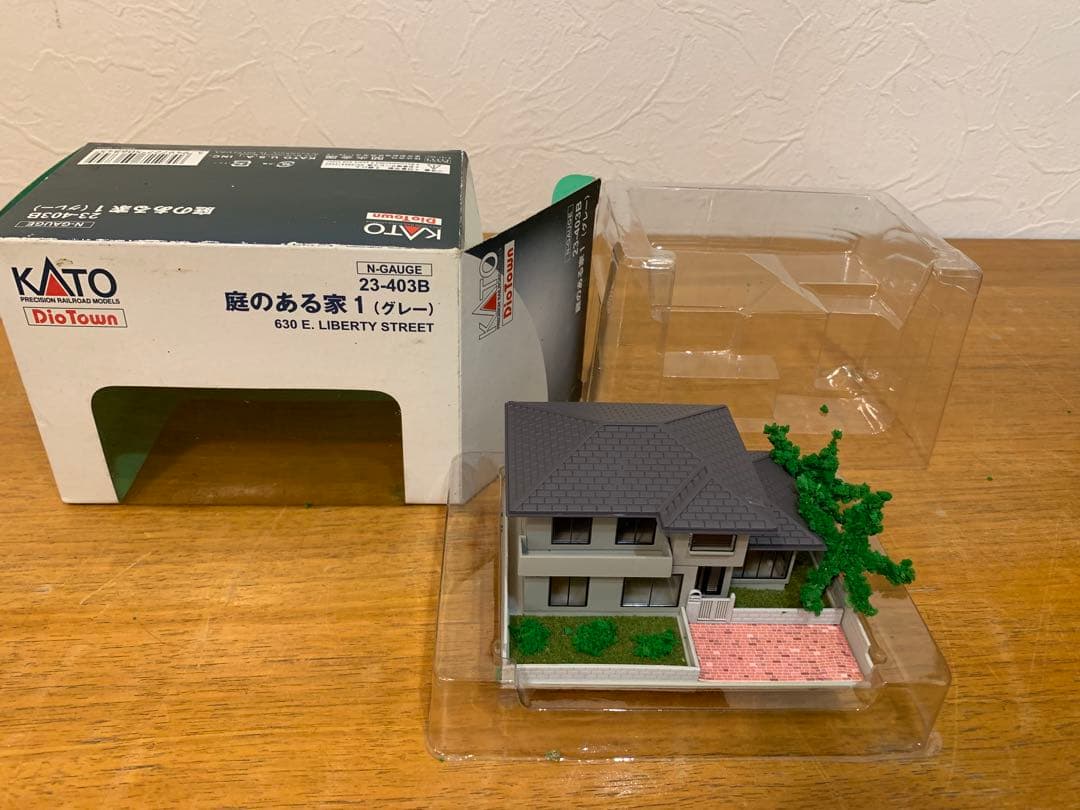 N1111-02☆TOMYTEC 建物コレクション 駅前/ バス等6点