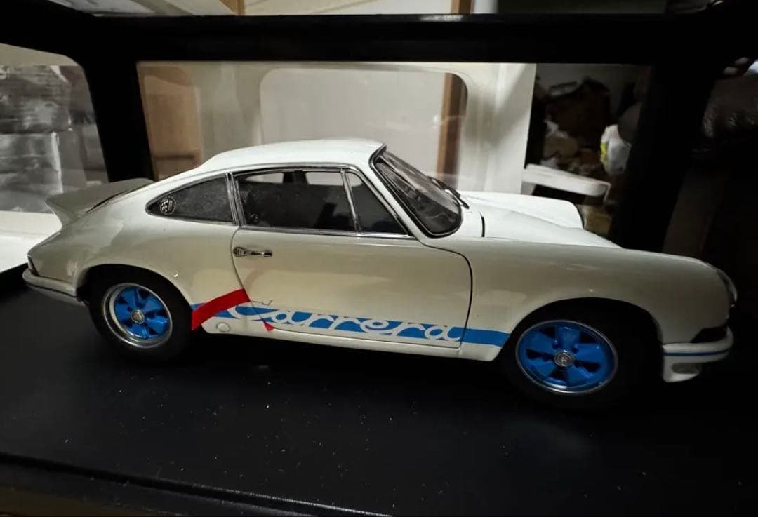 絶版 Porsche 911 Carrera RS 2.7 オートアート