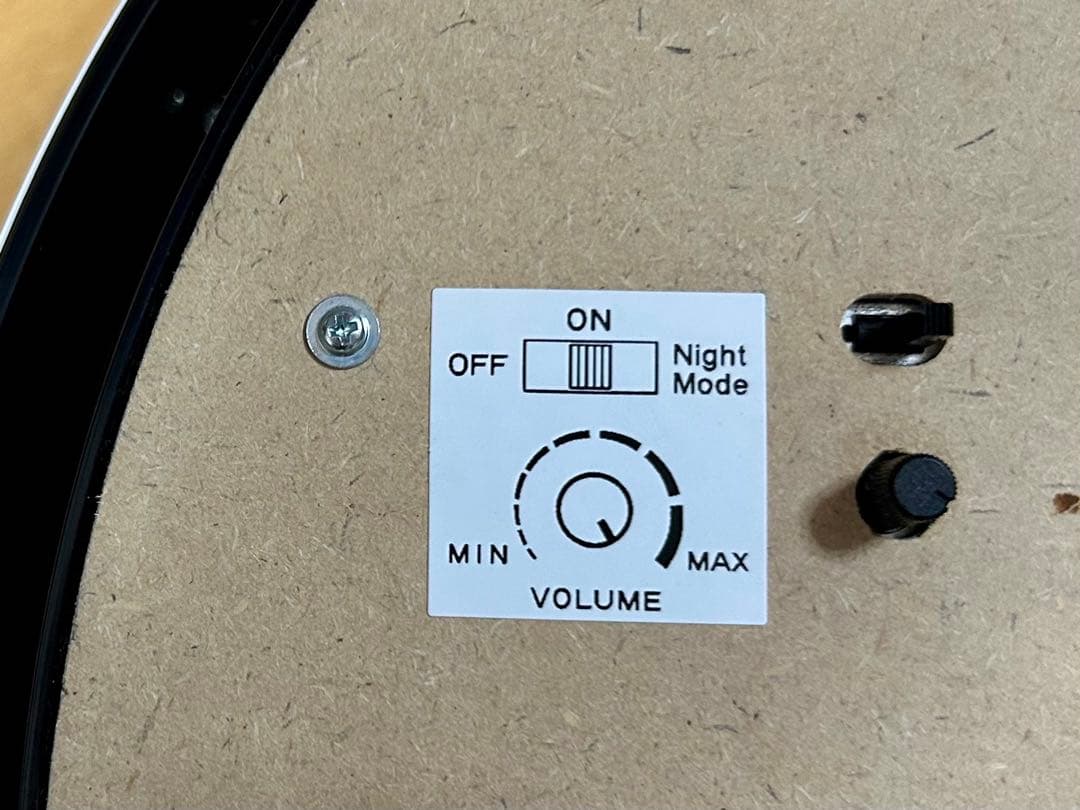 SEIKO 光るヒーリング時計　RE569W 癒される光とメロディ