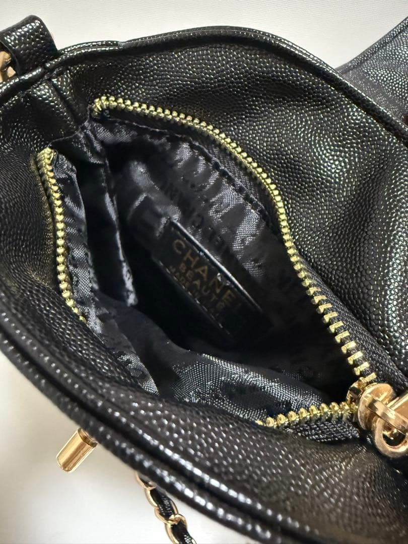 【新品】CHANEL ノベルティ キルティングショルダーバッグ