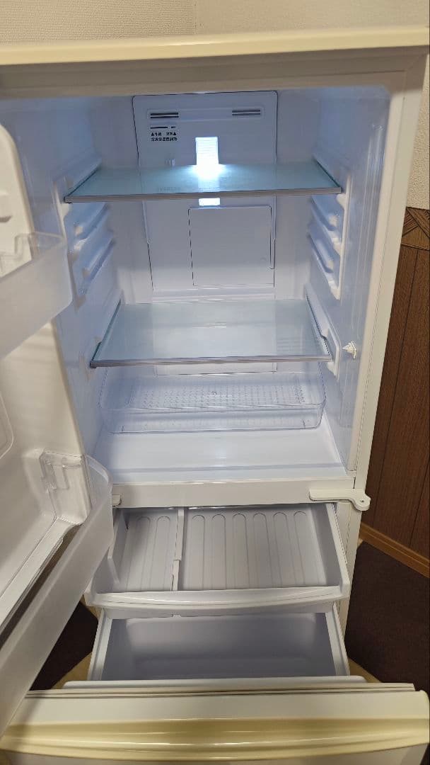 【送料込み】SHARP 冷蔵庫 137L SJ-DA14D-W 2018年製