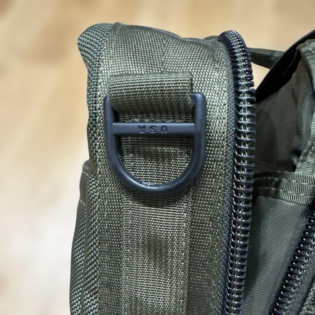 BRIEFING / NEO B4 LINER レンジャーグリーン