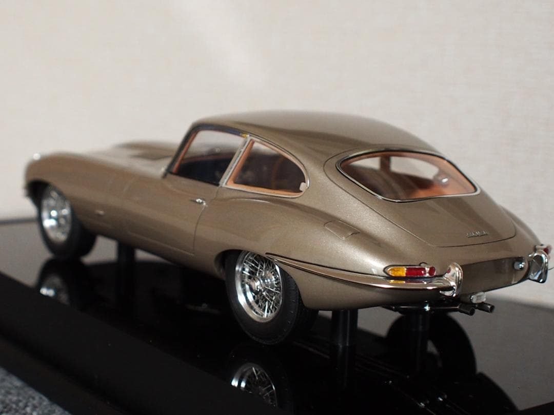 1/18 アマルガム Amalgam : ジャガー JAGUAR E-type