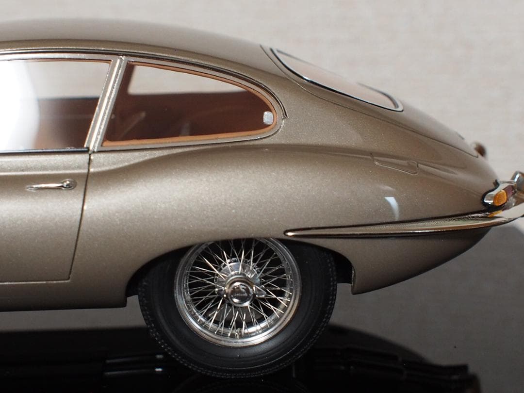 1/18 アマルガム Amalgam : ジャガー JAGUAR E-type