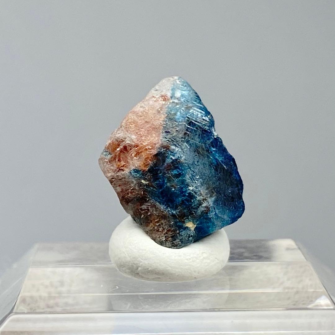 バイカラー　ユークレース　ジンバブエ産　鉱物標本　原石鉱石　天然石　ストーン バイカラー ユークレース ジンバブエ産 鉱物標本 原石鉱石 天然石