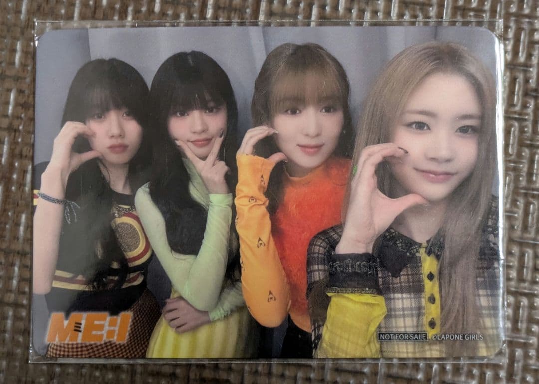 ME:I キャンバスバッグキーホルダートレカ