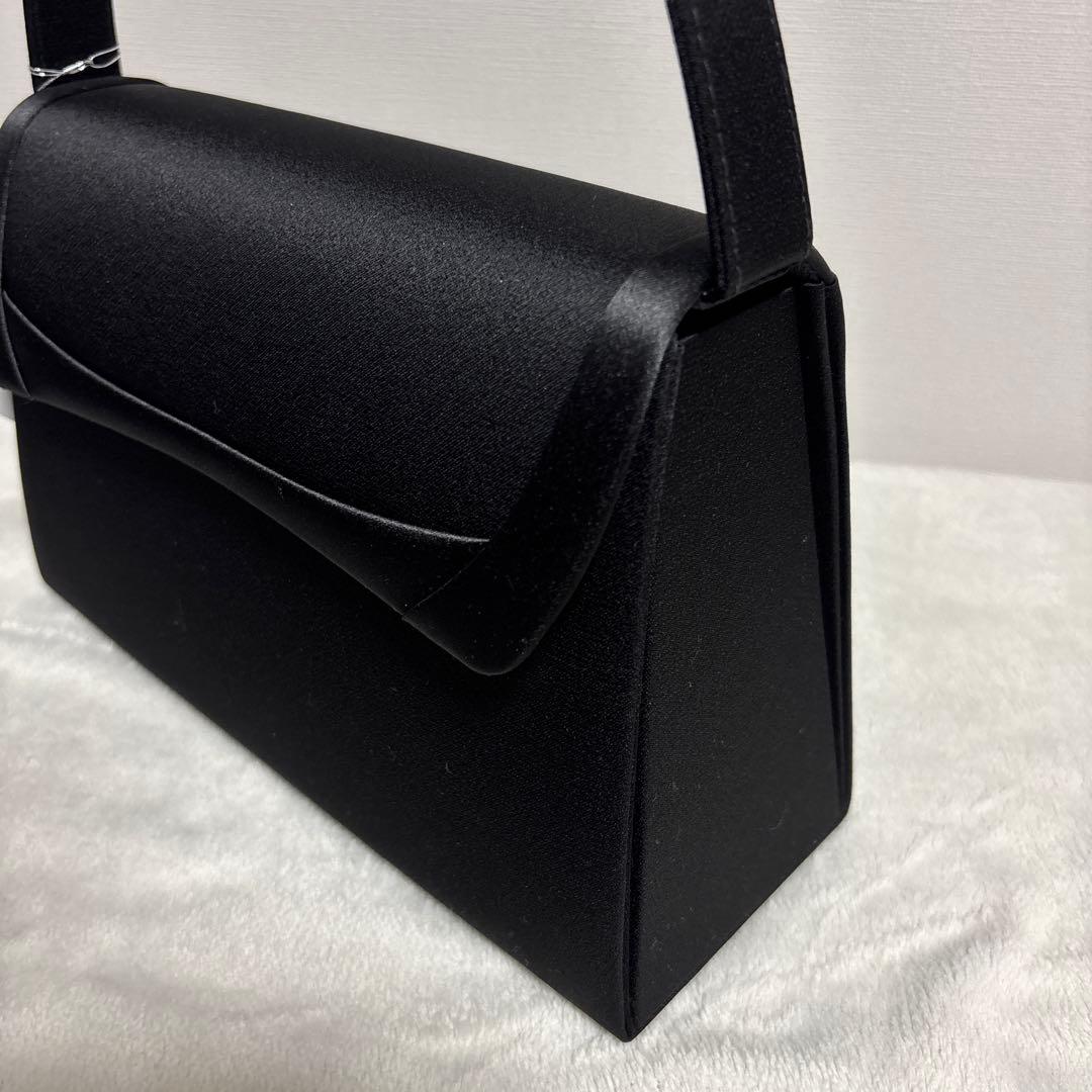 新品♡ 岩佐　IWASA フォーマルバック　ブラック　黒　冠婚葬祭　撥水　日本