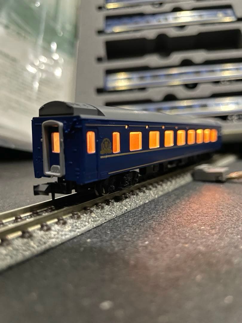 24系25形北斗星　KATO。