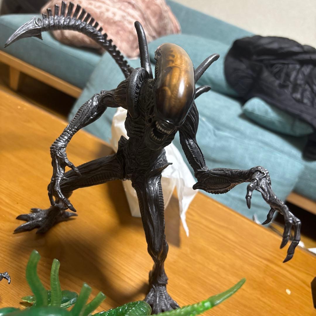 エイリアン フィギュア ゼノモーフ まとめ売り 6体 セット - メルカリ