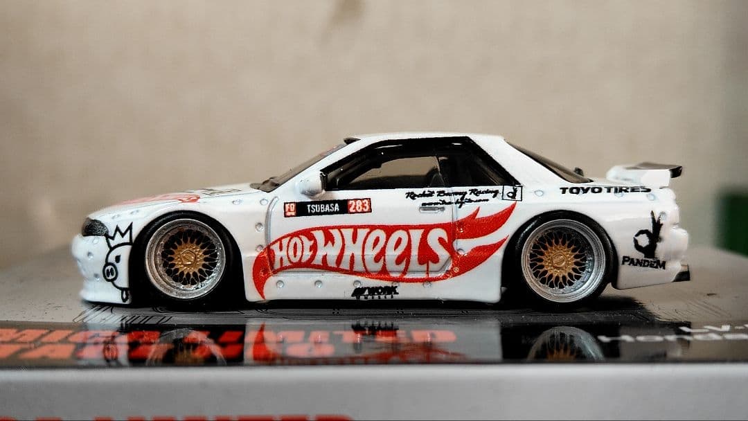 ホットウィールカスタム 日産 R4 GTR ワイスピ ☆深リム☆トミカ改造☆