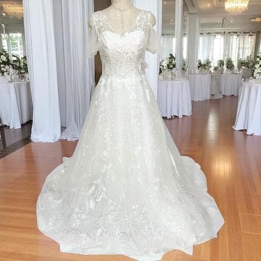 結婚式　前撮り　新婦　女性用　衣装　ドレス　ウェディングドレス　ホワイト