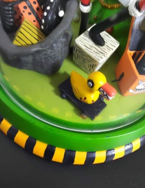 ナイトメアビフォアクリスマス　ドーム　フィギュア