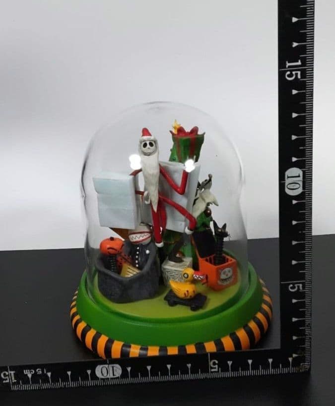 ナイトメアビフォアクリスマス　ドーム　フィギュア