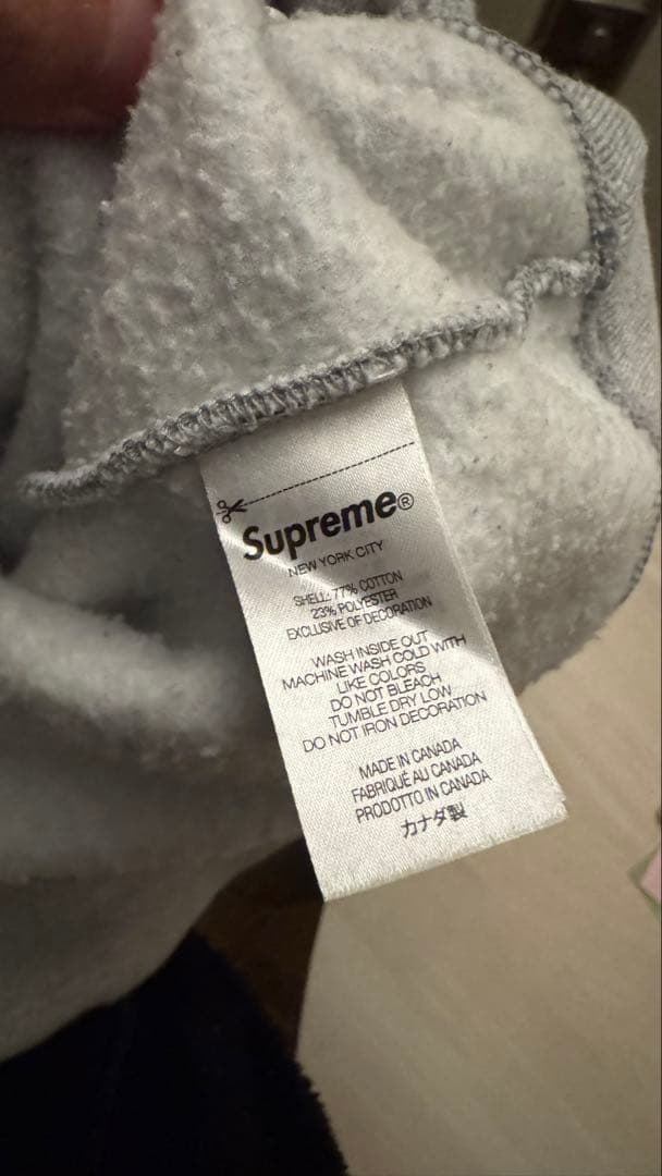 Supreme Sロゴ　ツノ　パーカー