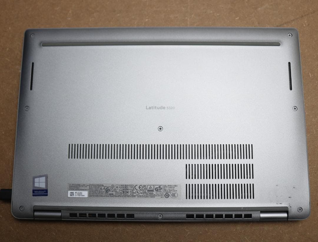 DELL ノートパソコン 11世代 i7・16.0GB・500GB Win11