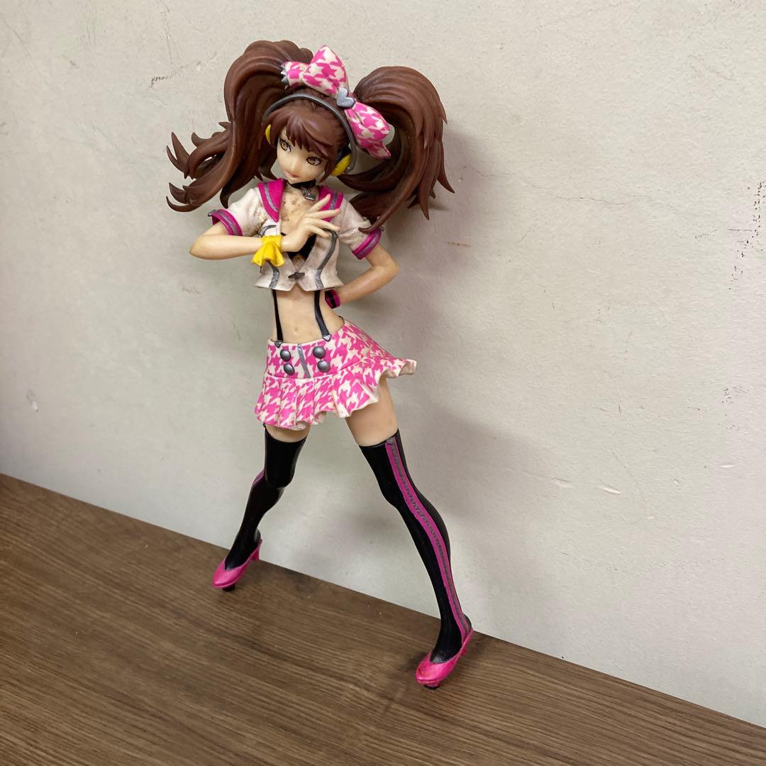 E-壁 ペルソナ4 ダンシング・オールナイト 久慈川りせ 1/8スケールフィギ