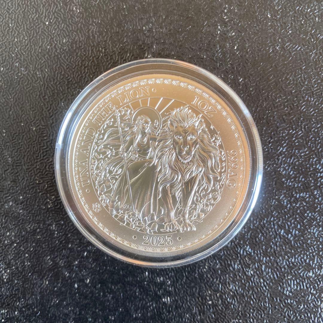 銀貨 99.9% 純銀 シルバー ウナ ライオン 銀貨 セントヘレナ ブリタニア