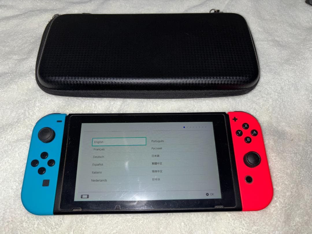 【完品】Nintendo Switch 初期 本体+プロコン、携帯ケース